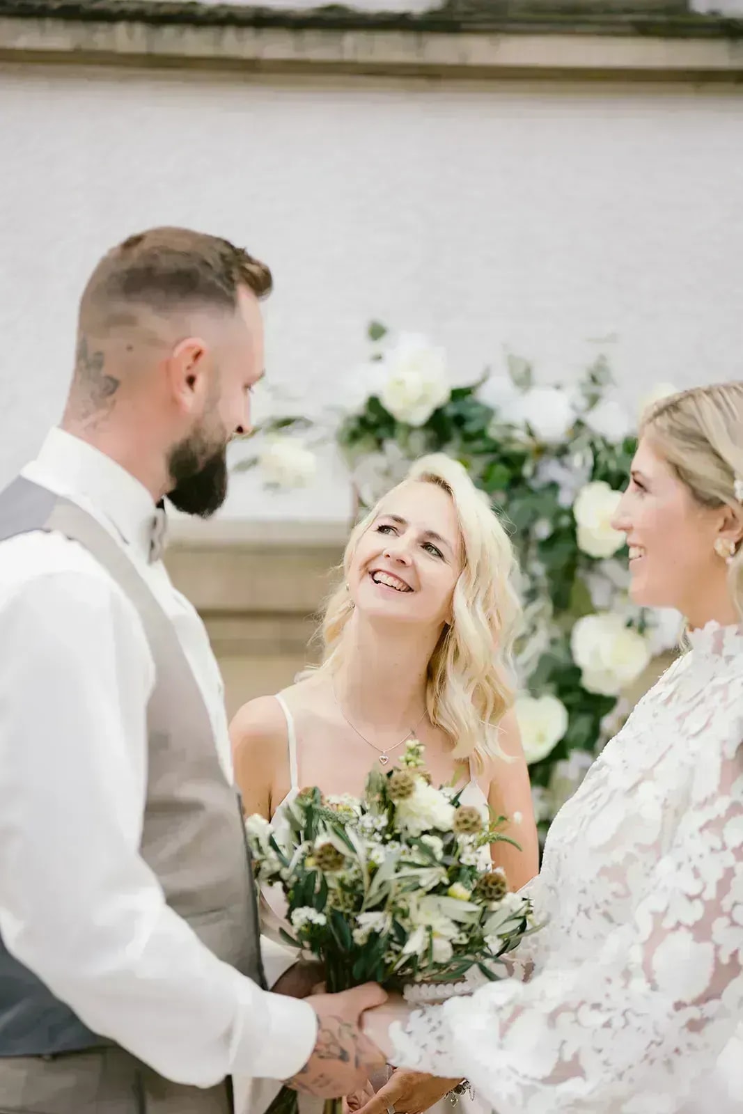 Freie Trauung vs. Standesamt vs. Kirche – Was passt zu uns? Mach jetzt das QUIZ!